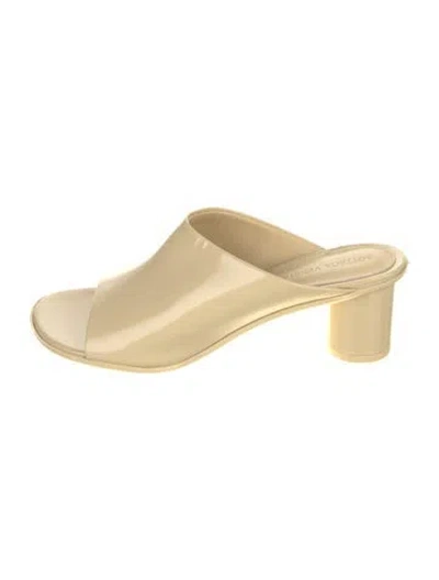 Pre-owned Bottega Veneta Patent Leather Slides In Neutral