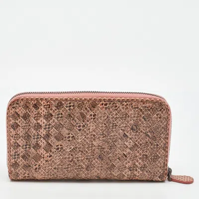 Pre-owned Bottega Veneta Peach/brown Intrecciato Karung Leather Zip Continental Wallet In Pink