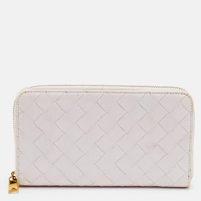 Pre-owned Bottega Veneta Pink Intrecciato Nappa Leather Zip Wallet