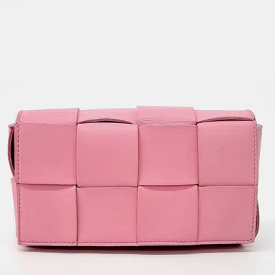 Pre-owned Bottega Veneta Pink Leather Cassette Belt Bag
