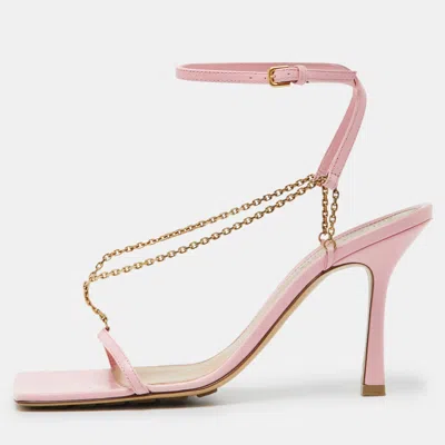 Pre-owned Bottega Veneta Pink Leather Chain Link T Strap Sandals Size 39