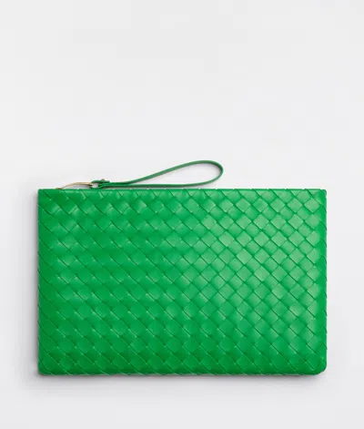 Bottega Veneta Large Pouch In Parakeet