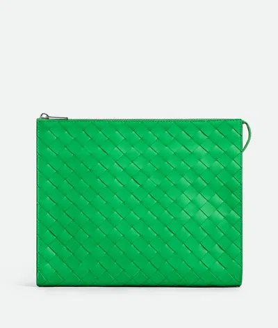 Bottega Veneta Intrecciato Standing Pouch In Green