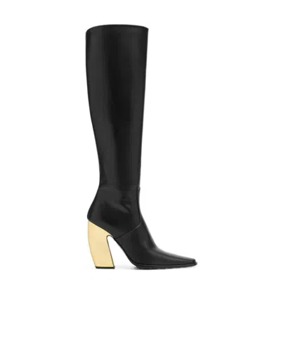 Bottega Veneta Curved Heel Boots In Black