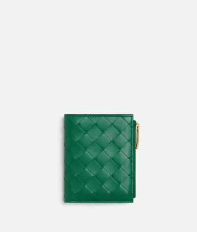 Bottega Veneta Leather Intrecciato Bifold Wallet In Green