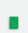 Bottega Veneta Tiny Intrecciato Tri-fold Portemonnaie Mit Zip In Green