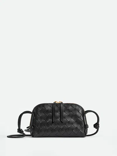 Bottega Veneta Pouch In Black  