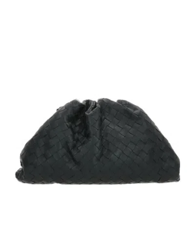 Bottega Veneta Pouch Intreciato Clutch In Black