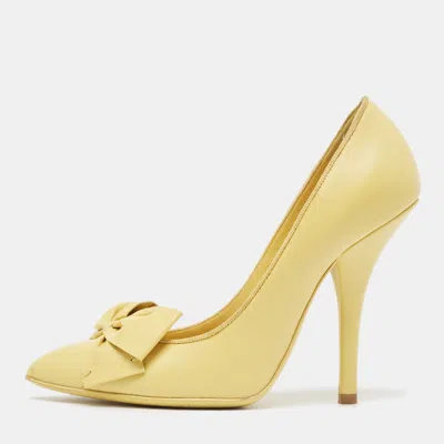 Pre-owned Bottega Veneta Primerose Yellow Leather Bow Embellished Pumps Size 35