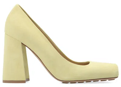 Pre-owned Bottega Veneta Pump Tower Suede Leather (women's) Sneakers In Light Yellow