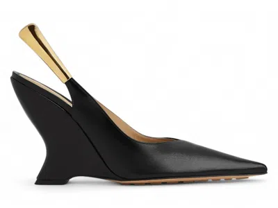 Pre-owned Bottega Veneta Punta Pointedtoe Slingback Pumps (women's) Sneakers In Black