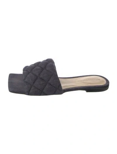 Pre-owned Bottega Veneta Quilted Pattern Denim Slides In Blue