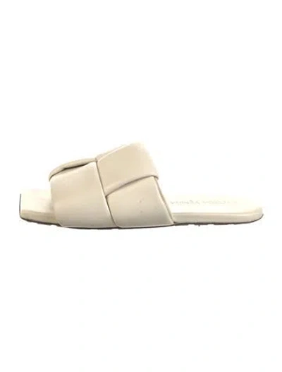 Pre-owned Bottega Veneta Quilted Pattern Leather Slides In Neutral
