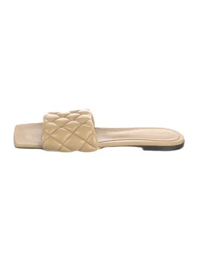 Pre-owned Bottega Veneta Quilted Pattern Leather Slides In Neutral