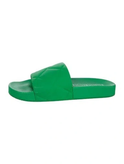 Pre-owned Bottega Veneta Quilted Pattern Rubber Slides In Green