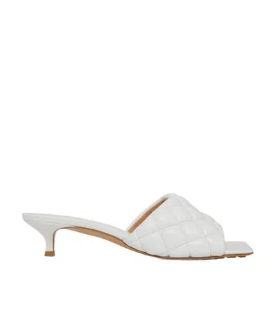 Bottega Veneta Quilted Square Toe Sandals In White