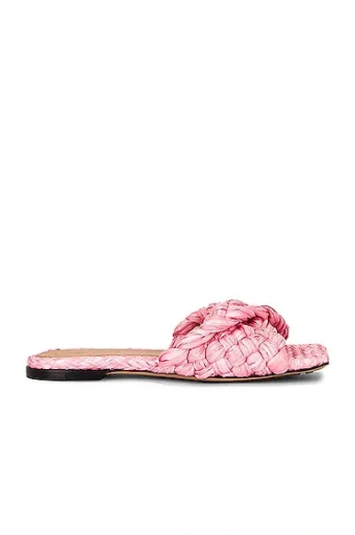 Bottega Veneta Flat Sandals With Woven Raffia Band In Pink