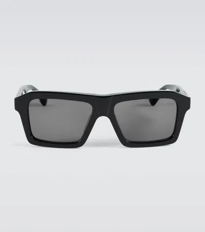 Bottega Veneta Rectangular Sunglasses In Black-black-grey