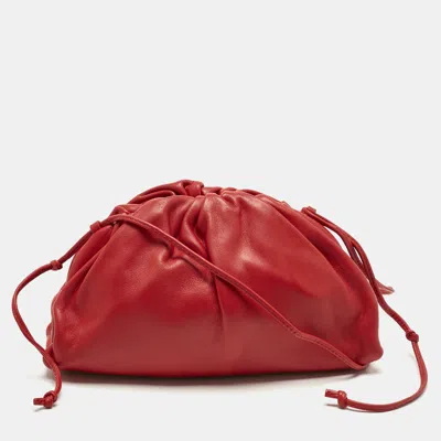 Pre-owned Bottega Veneta Red Leather The Mini Pouch Bag
