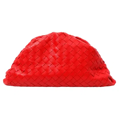 Pre-owned Bottega Veneta Red Nappa Maxi Intrecciato The Pouch Clutch