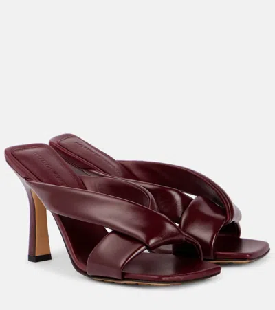 Bottega Veneta Riva 90 Leather Sandals In Burgundy