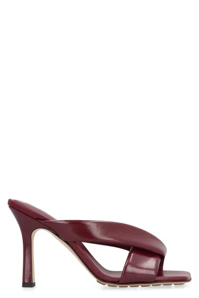 Bottega Veneta Riva Leather Mules In Burgundy