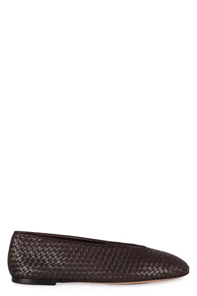 Bottega Veneta Micro Woven Nappa Leather Ballerina Flats In Pink