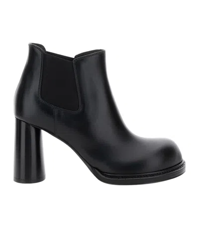 Bottega Veneta Round-head Short Boots In Black