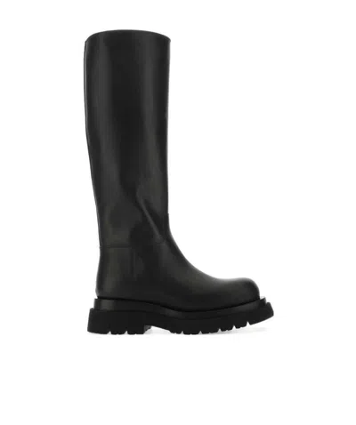 Bottega Veneta Round-headed Boots In Black