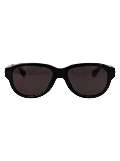 Bottega Veneta Round Sunglasses Bv1410 S 001 In Black