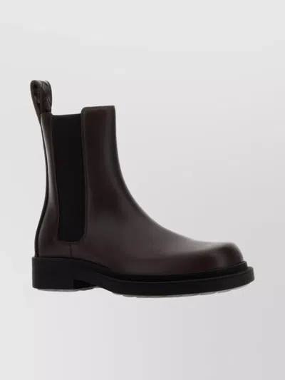 Bottega Veneta Round Toe Leather Chelsea Ankle Boots In Brown