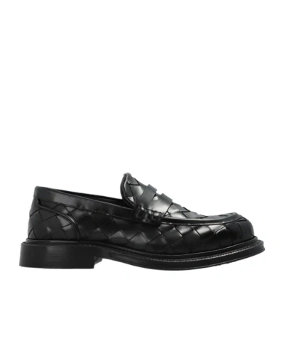 Bottega Veneta Round-toe Loafers In Black