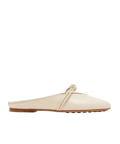 Bottega Veneta Lagoon Nappa Leather Knotted Mary Jane Ballerina Mules In White