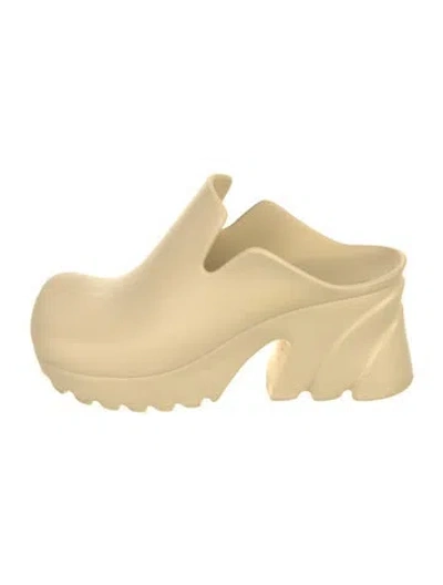 Pre-owned Bottega Veneta Rubber Mules In Neutral