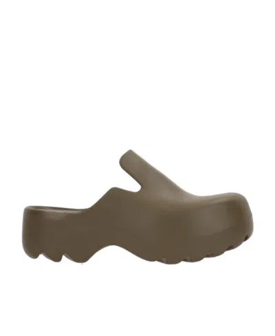 Bottega Veneta Rubber Muller Shoes In Brown