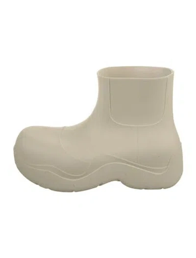 Pre-owned Bottega Veneta Rubber Rain Boots In Neutral