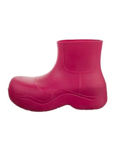 Pre-owned Bottega Veneta Rubber Rain Boots In Pink