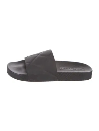 Pre-owned Bottega Veneta Rubber Slides In Black