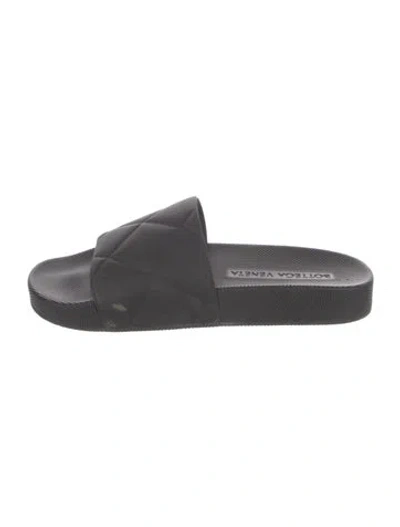 Pre-owned Bottega Veneta Rubber Slides In Black