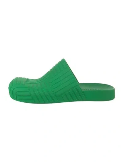Pre-owned Bottega Veneta Rubber Slides In Green