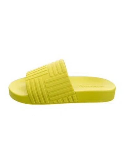Pre-owned Bottega Veneta Rubber Slides In Green