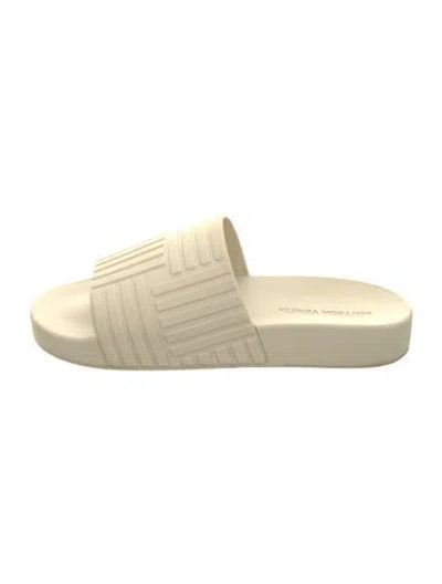 Pre-owned Bottega Veneta Rubber Slides In Neutral