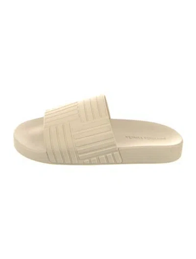 Pre-owned Bottega Veneta Rubber Slides In Neutrals