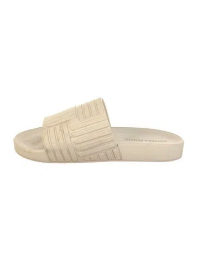 Pre-owned Bottega Veneta Rubber Slides In Neutrals