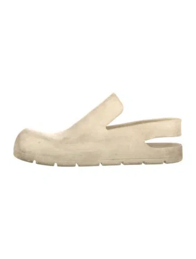 Pre-owned Bottega Veneta Rubber Slingback Flats In Neutral