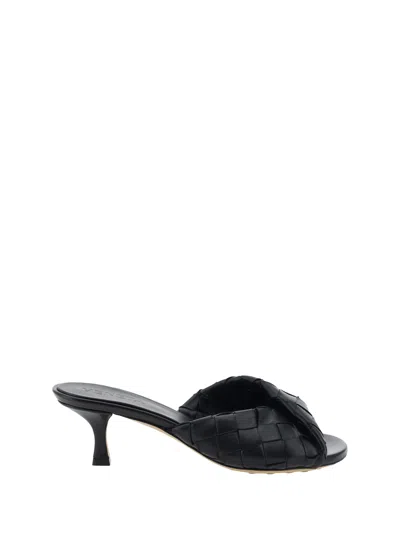 Bottega Veneta Blink Leather Mules In Black