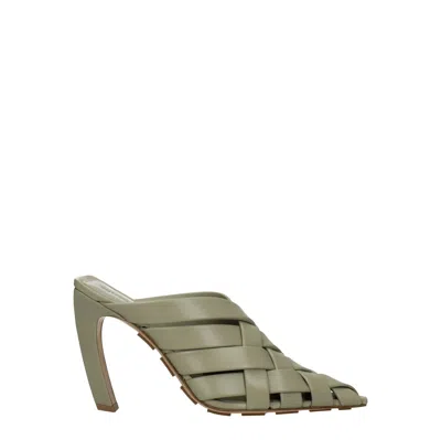 Bottega Veneta Mule Alfie Travertine In Green