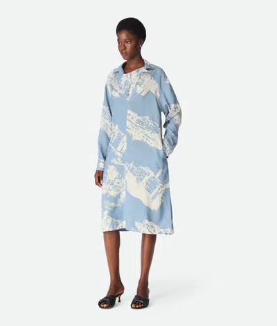 Bottega Veneta Seidenkleid Mit Italienischer Postkarte In Blue