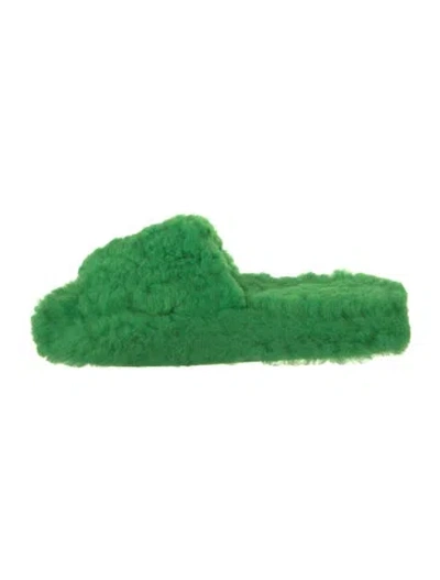 Pre-owned Bottega Veneta Shearling Printed Slides W/ Tags In Green