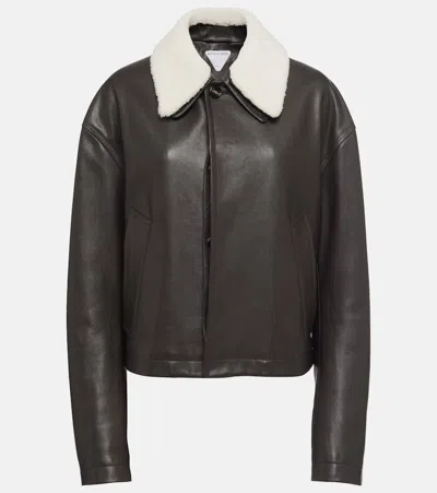 BOTTEGA VENETA SHEARLING-TRIMMED LEATHER JACKET